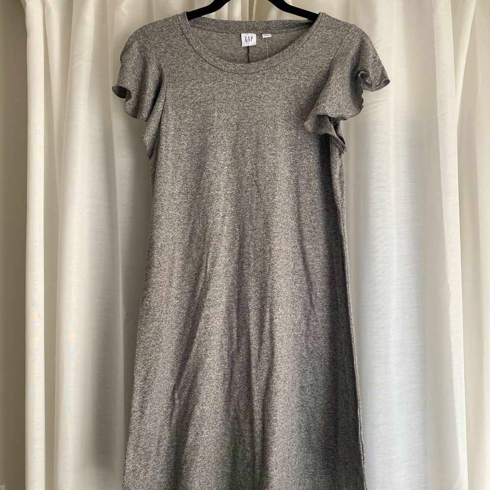 Swing dress with flutter sleeves